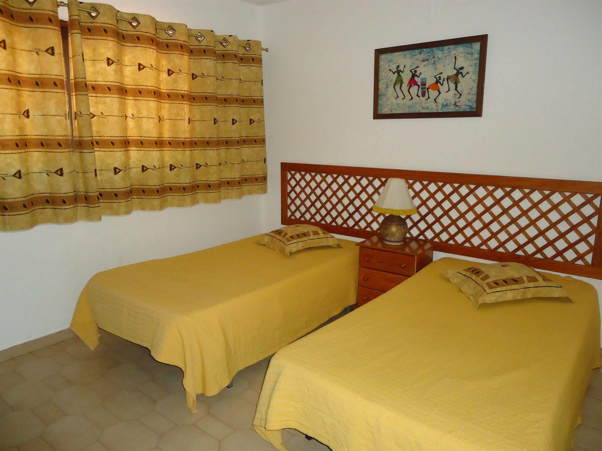 Apartamentos Rainha D. Leonor - Al Albufeira Buitenkant foto